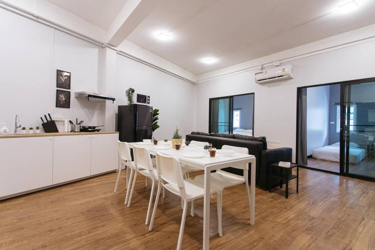 U3 Large 2 Bedroom Full Kitchen Near Bts Udomsuk Bangkok Bagian luar foto