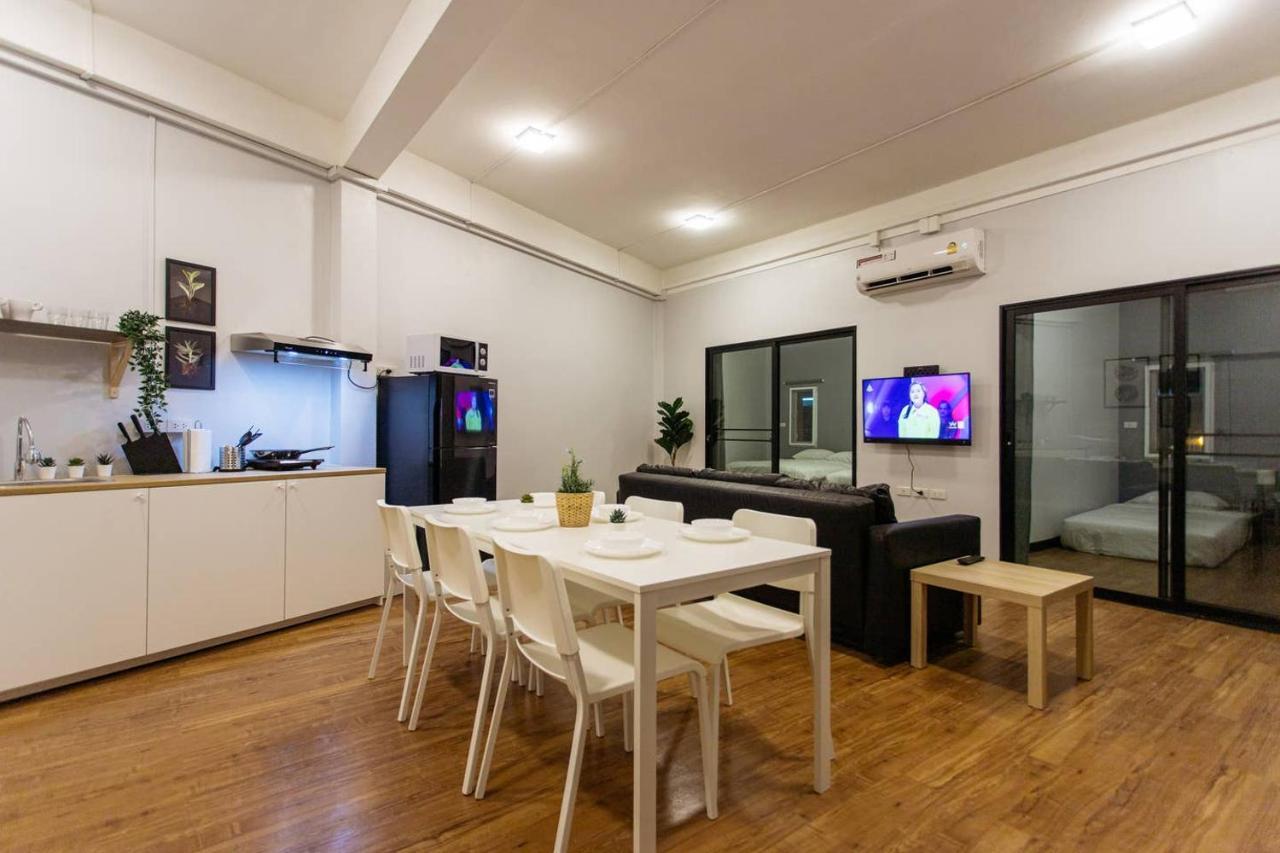 U3 Large 2 Bedroom Full Kitchen Near Bts Udomsuk Bangkok Bagian luar foto